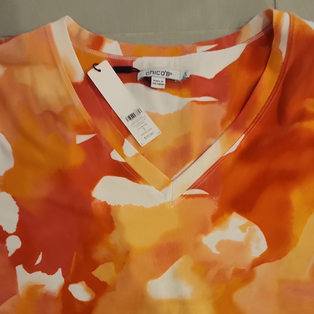 Chico's Orange, Yellow & White V-Neck Watercolor Tee